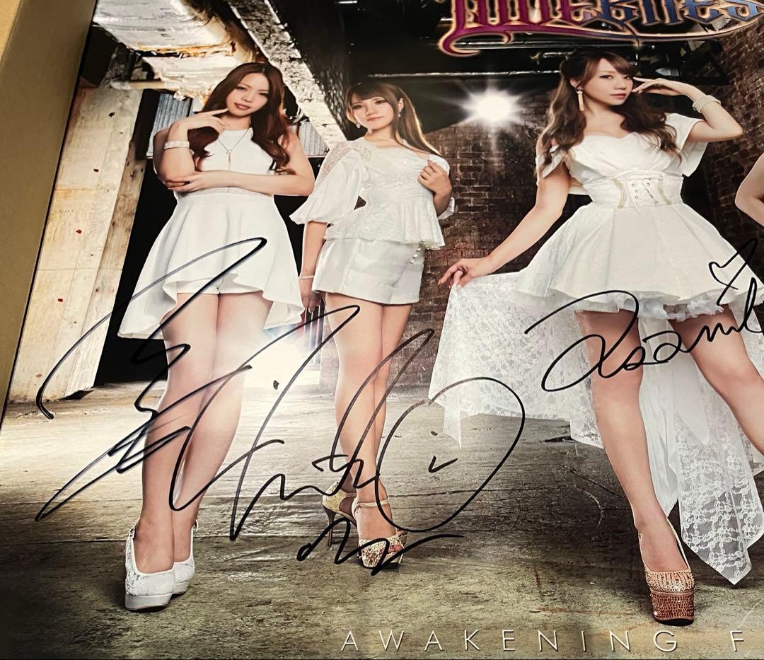 貴重　LOVEBITES初期メンバー特典ポスター　直筆サイン入り