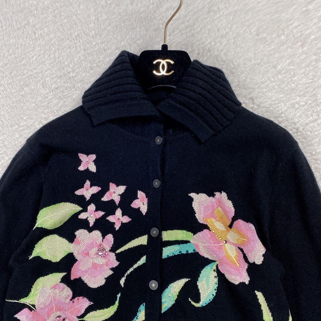 美品/カシミヤ＆シルク 現行タグ レオナール 花柄 カーディガン L タートル黒