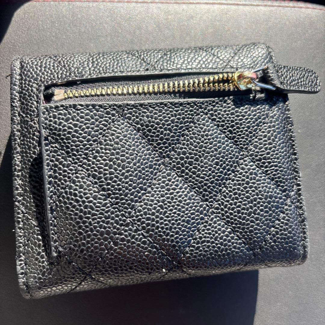 CHANEL ブラック レザー 二つ折り財布
