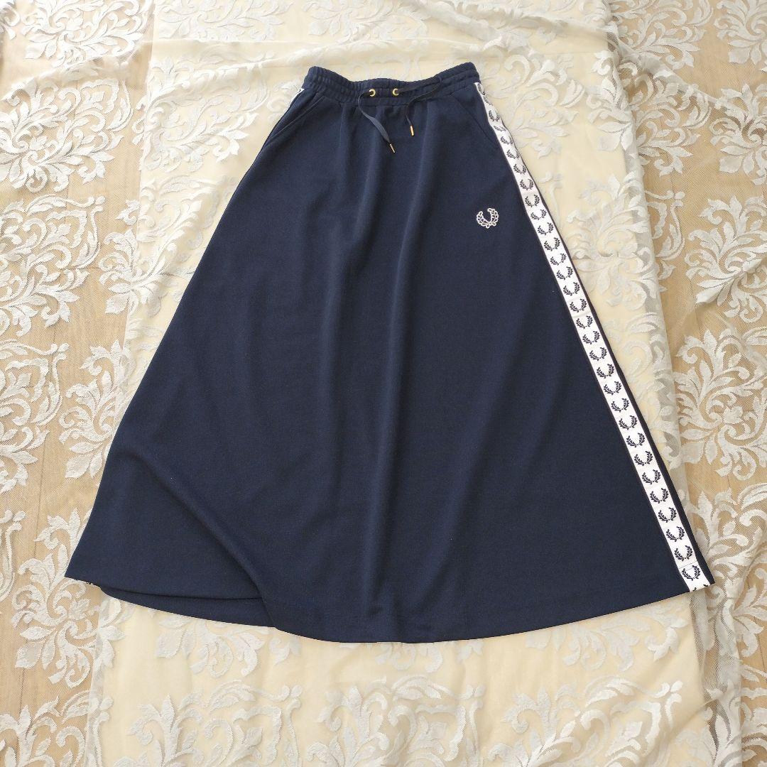 フレッドペリー トラックスカート ジャージスカート fredperry ネイビー