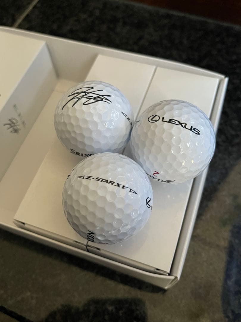 Hideki Matsuyama x Lexus サイン入り　ゴルフボール