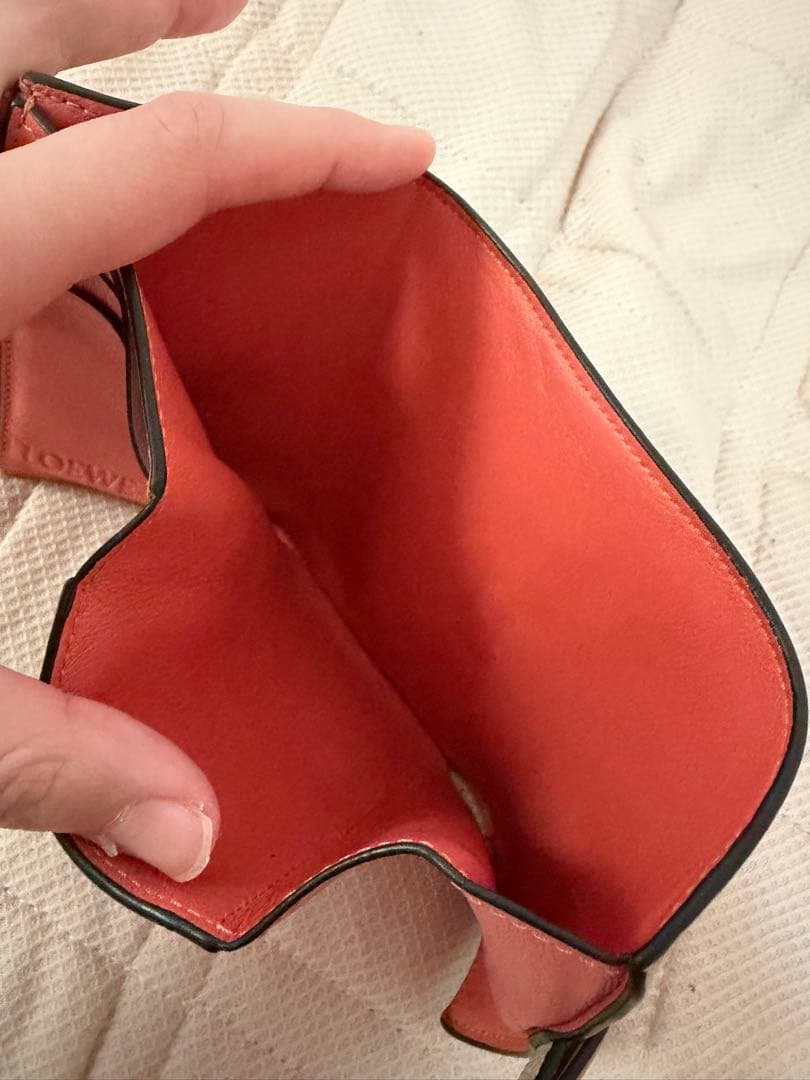 ロエベ レザー 三つ折り財布