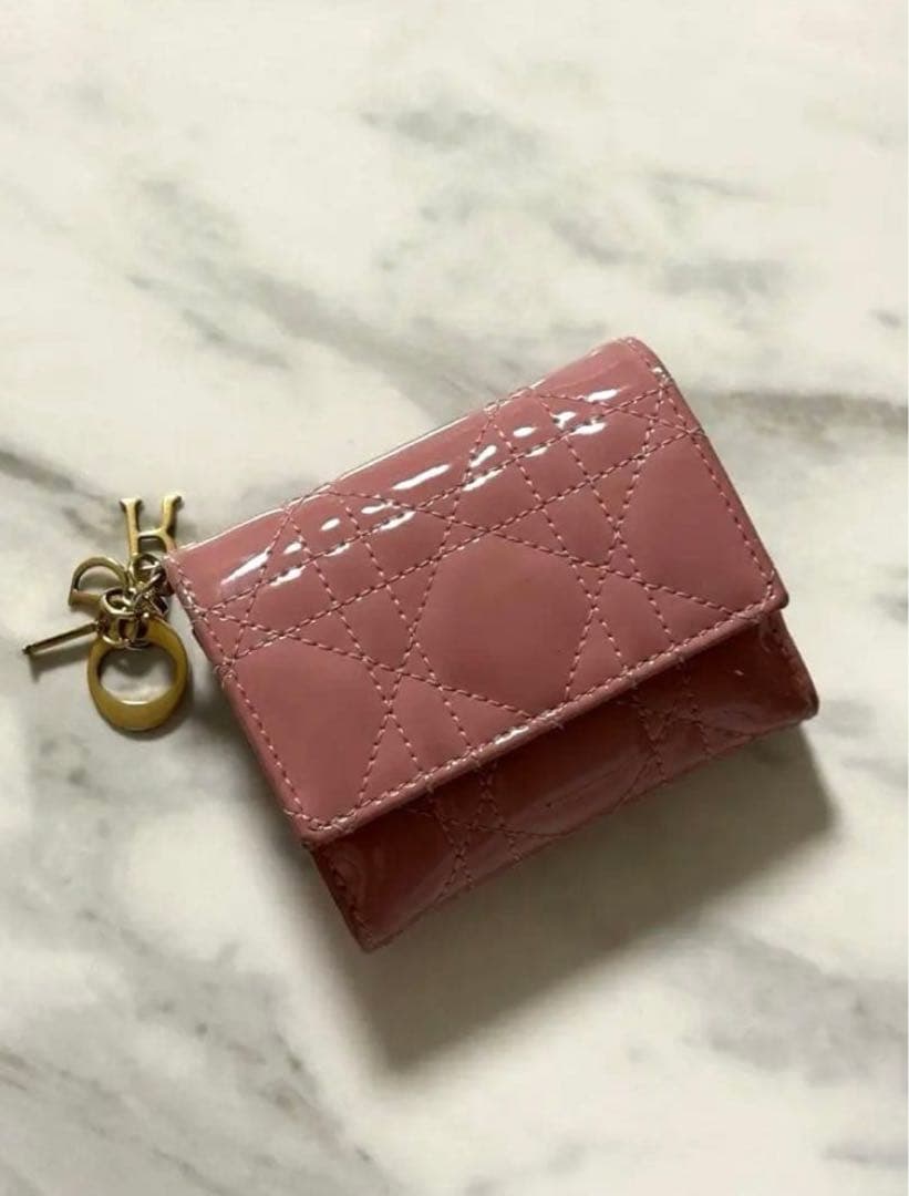 ピンク キルティング 三つ折り財布