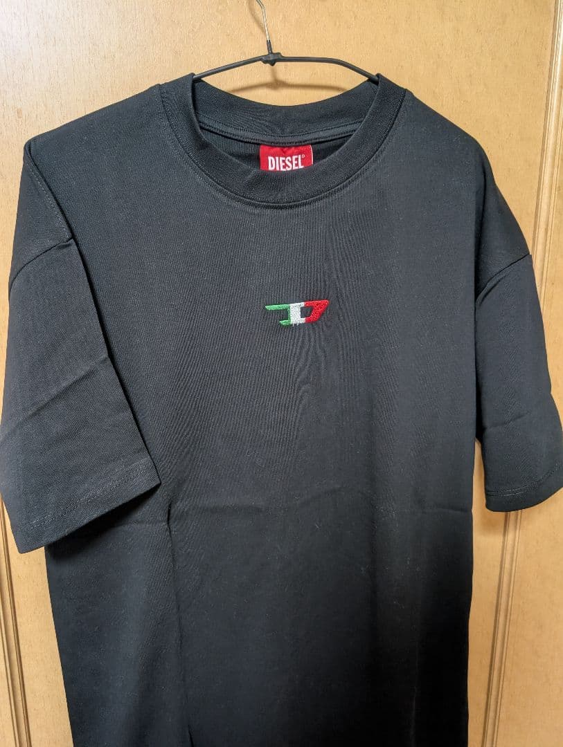 DIESEL ブラック Tシャツ Lサイズ 新品タグ付き