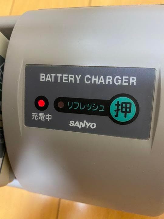 ★清掃済 SANYO 電動ハイブリッド自転車専用 充電器 CY-PAA4