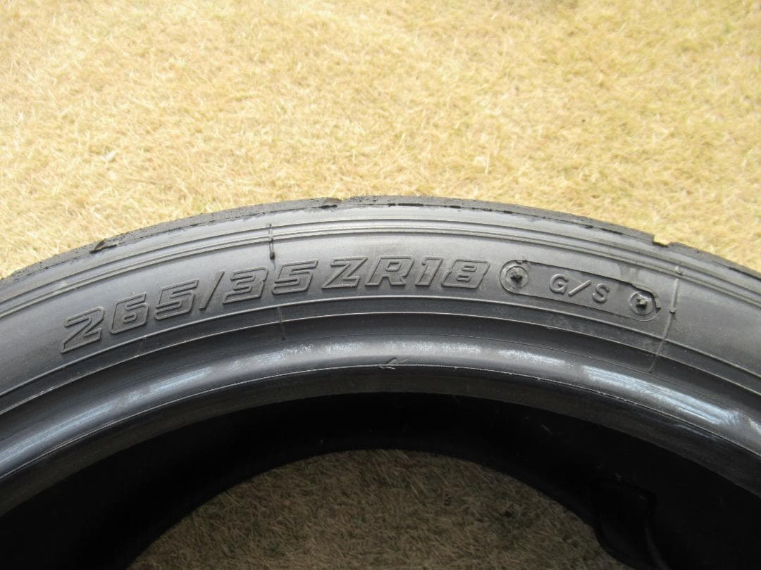 ☆送料無料 室内保管☆A050 265/35 R18インチ☆①