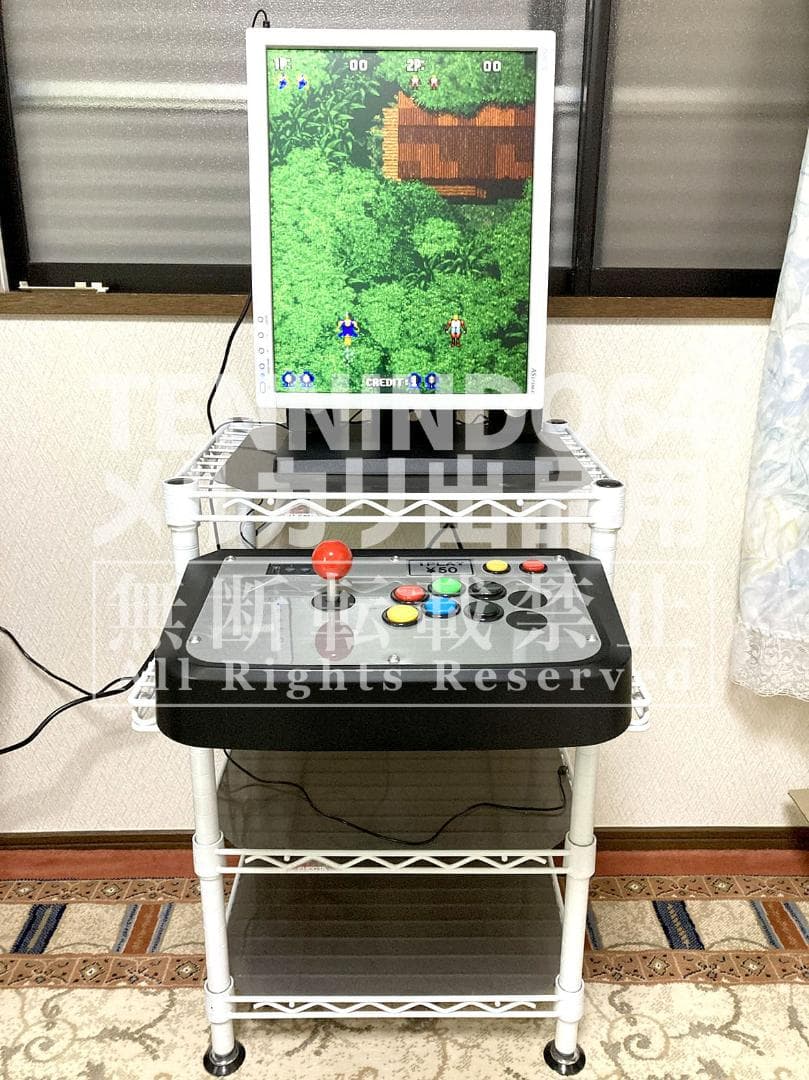 アーケード筐体ぽいワイヤーシェルフ