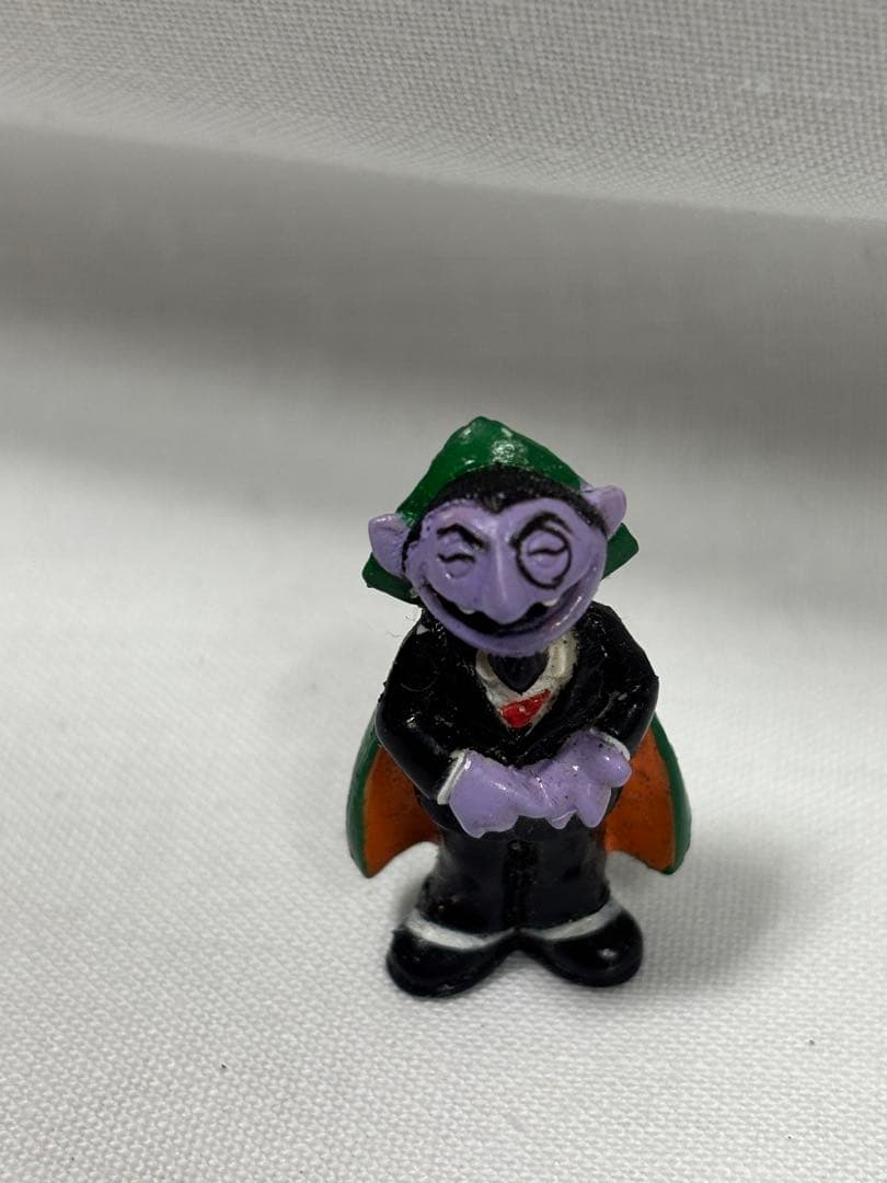 カウント伯爵　セサミストリートSesame Street Count Figur