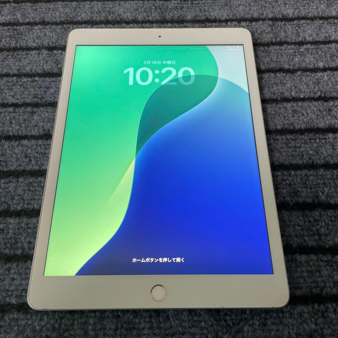 3 iPad 7世代 128GB SIMフリー シルバー