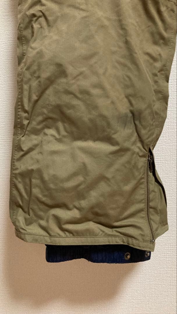 週末値下げ！【正規販売店】Columbia スノーボードパンツ メンズ　カーキ