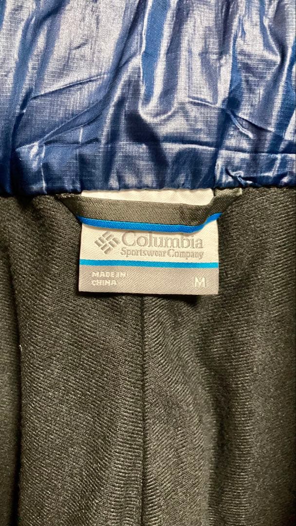 週末値下げ！【正規販売店】Columbia スノーボードパンツ メンズ　カーキ