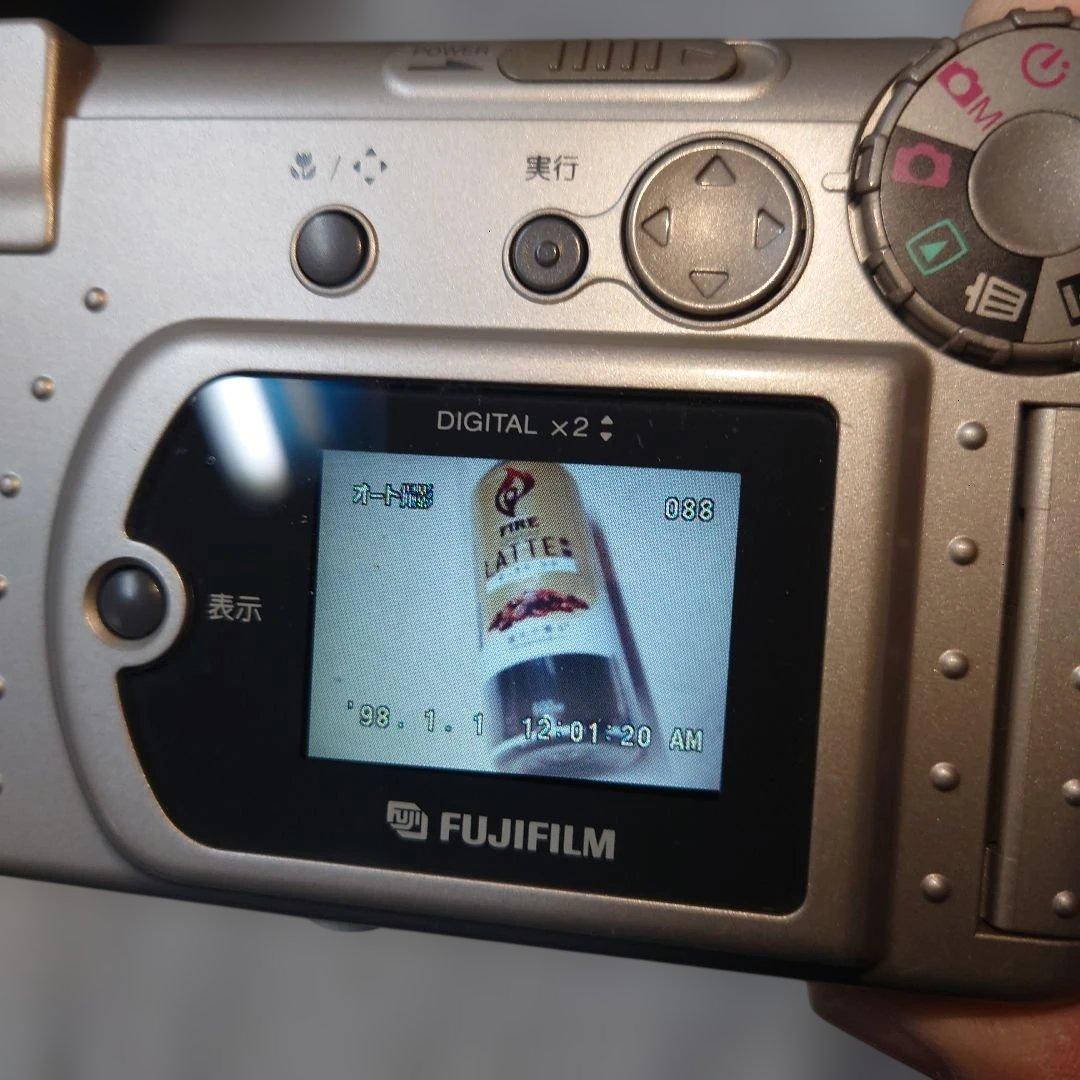 Fujifilm FinePix500デジタルカメラ ・美品・レトロ