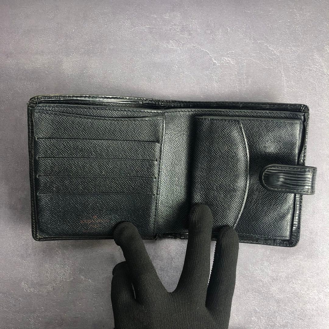 ルイヴィトン エピ ノワール ポルトビエ コンパクト 二つ折り財布 黒 レザー