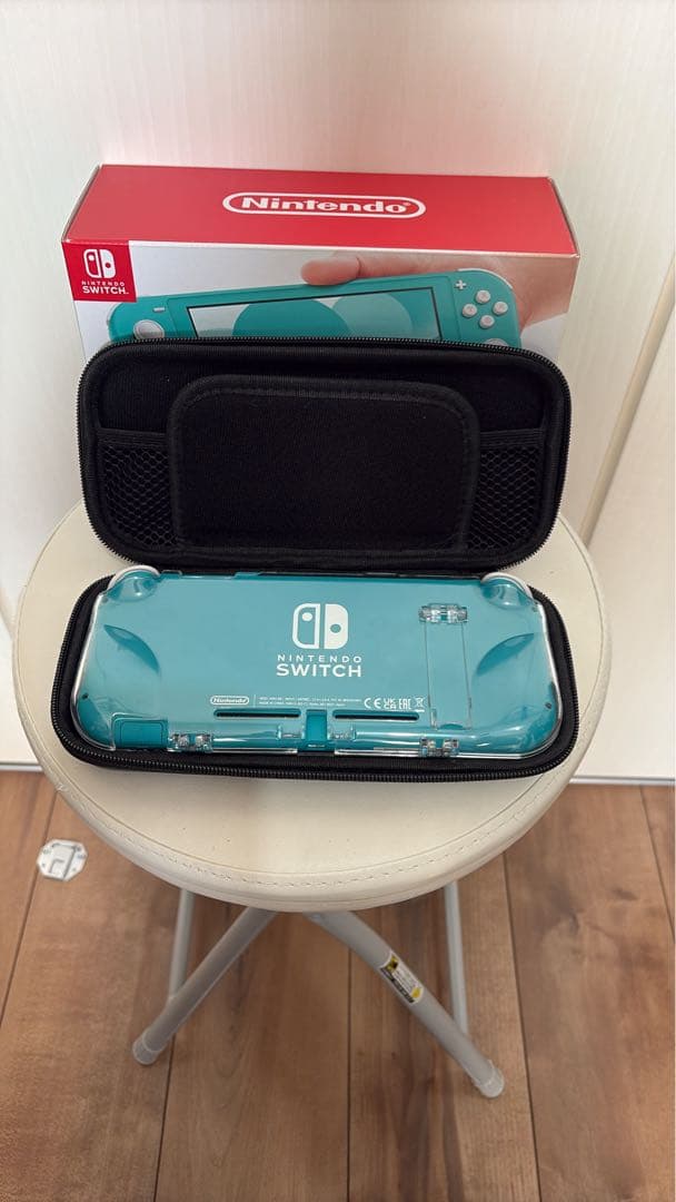 Nintendo Switch Lite ターコイズ 本体 ケース・保護カバー付