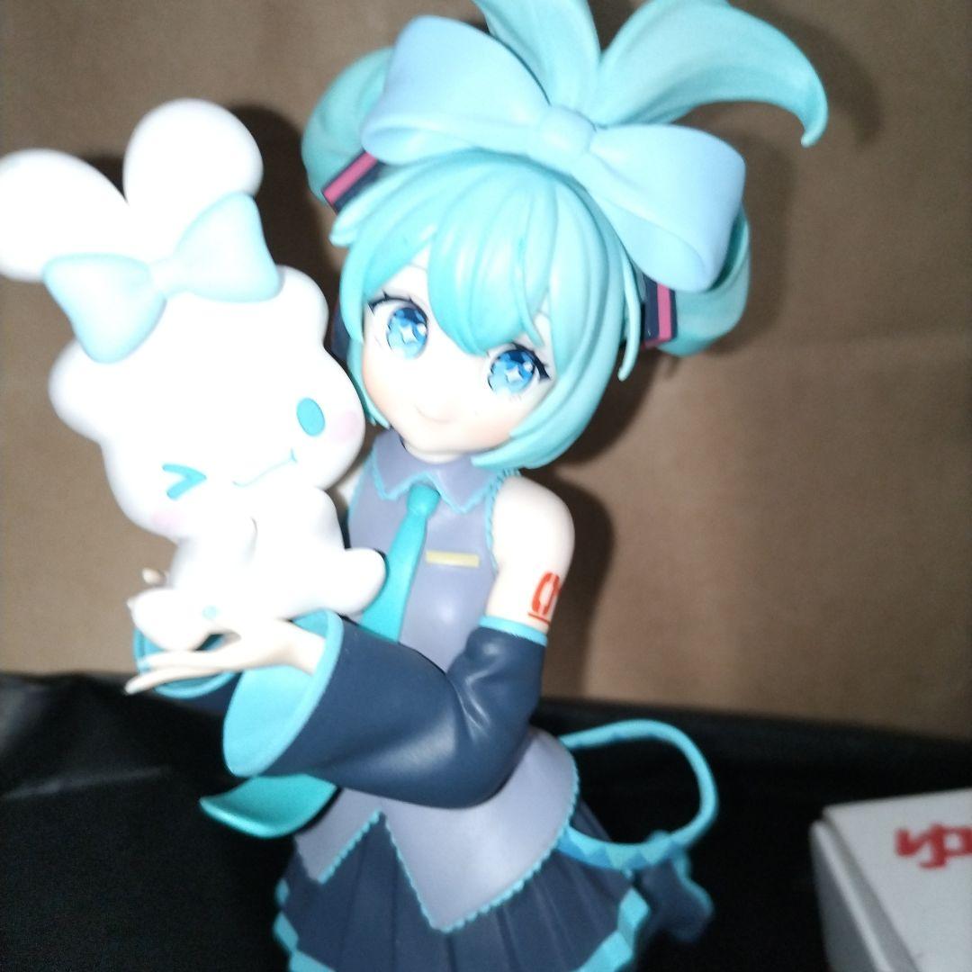 初音ミク シナモロール フィギュア
