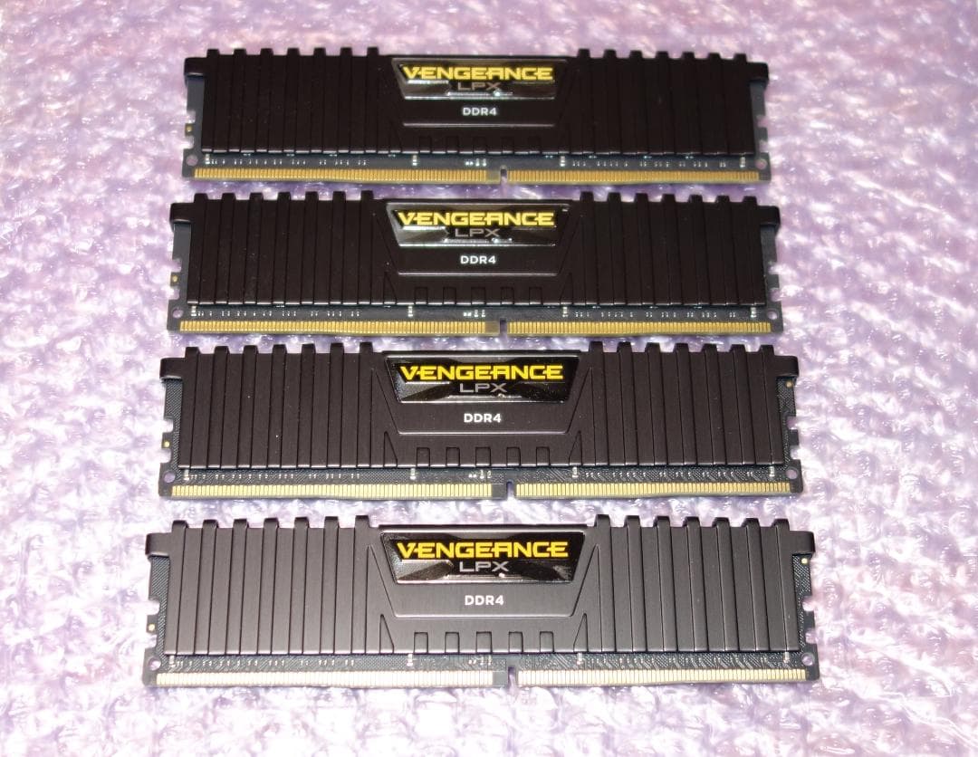メモリー Vengeance LPX DDR4 64GB (4x16GB) 2666MHz