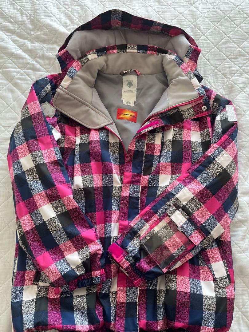 DESCENTE スキーウェア 女の子用 160サイズ