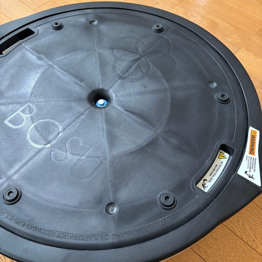 BOSU バランスボール 青 約65cm 箱、ポンプ、説明書付き