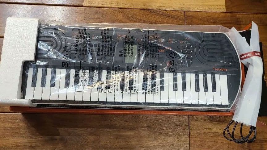 CASIO SA-81 44ミニ鍵盤　キーボード
