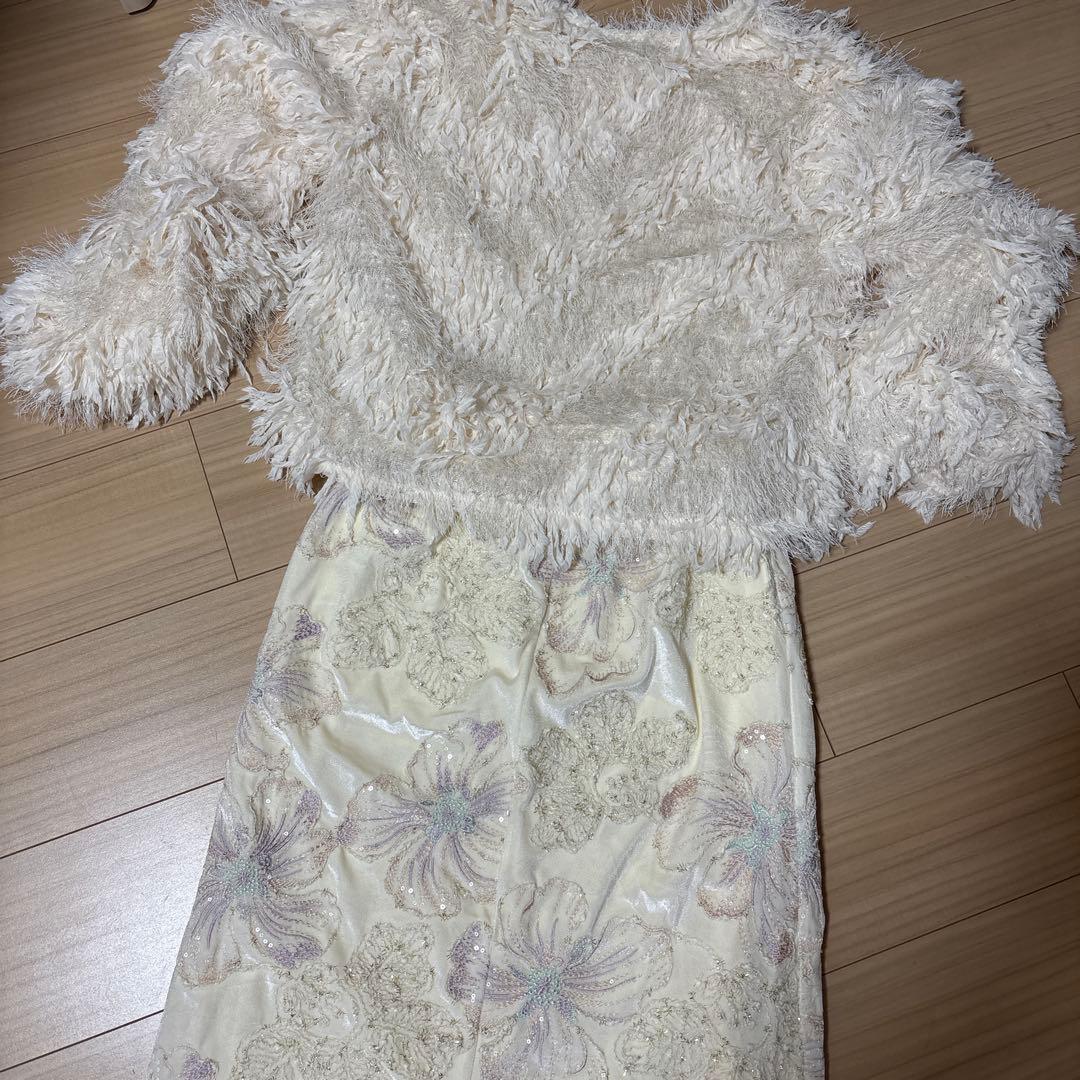 Andrea&co フェザージャガードニット　ボタニカル刺繍ベロアスカート