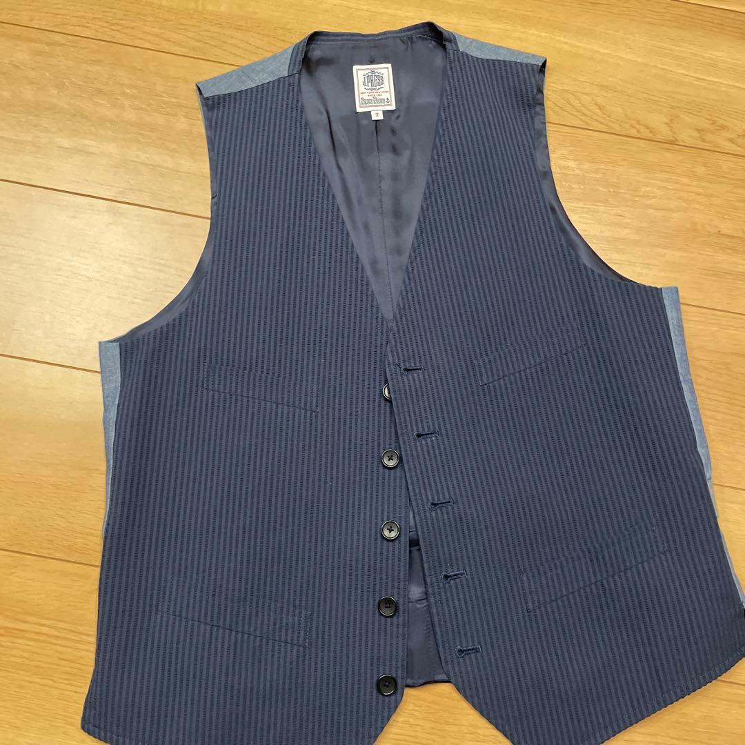 blueblueスーツ