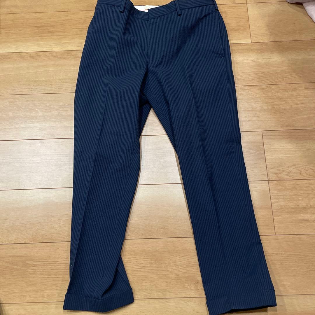 blueblueスーツ