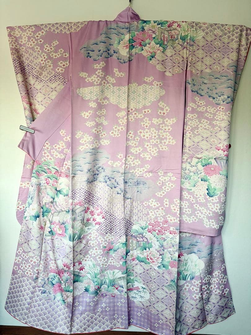 お手入れ済 豪華友禅染め 銀加工 刺繍 薄ピンク色 花柄 振袖 佐賀錦袋帯付