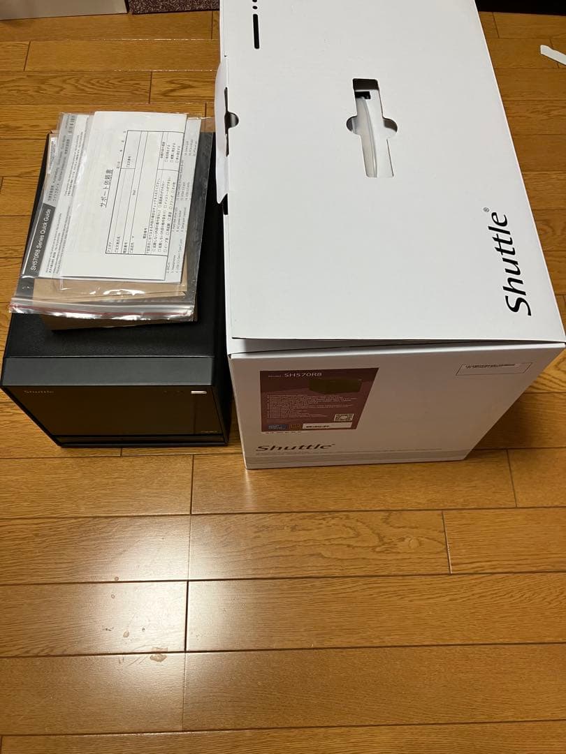 Shuttle SH570R8 ベアボーンキット