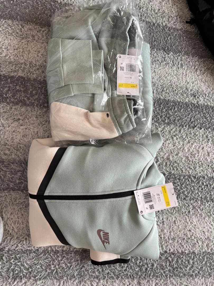Nike ジャージ上下セット ミントグリーン 新品