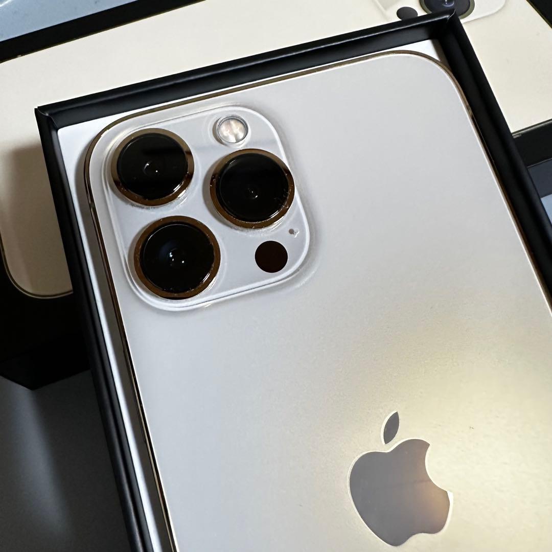 【極美品】iPhone 13 Pro Max 128GB ゴールド SIMフリー
