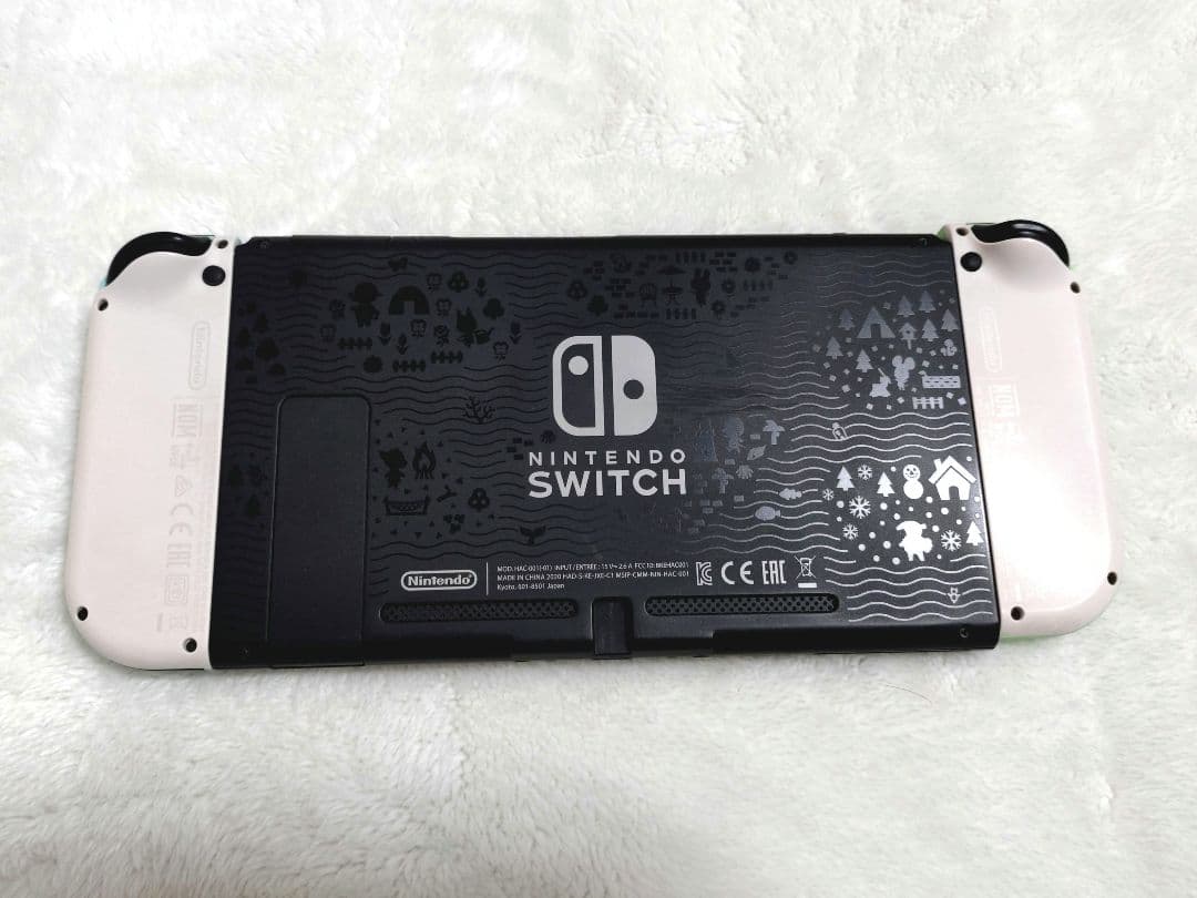【TOTO】　Nintendo Switch 本体 あつまれ どうぶつの森