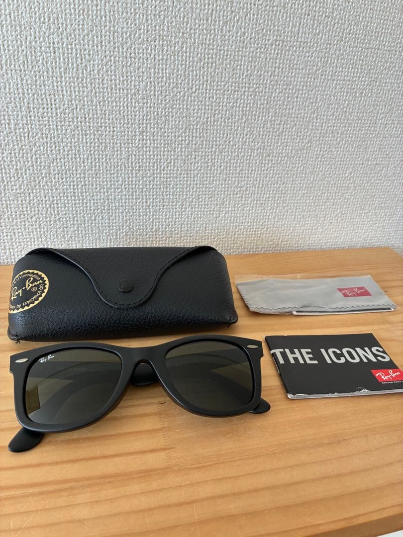 Ray-Ban WAYFARER RB2140-F 901 52□22 3N