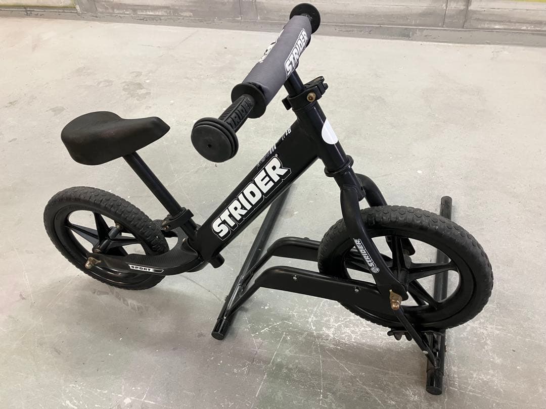 大阪引取限定 STRIDER ストライダー バランスバイク ブラック