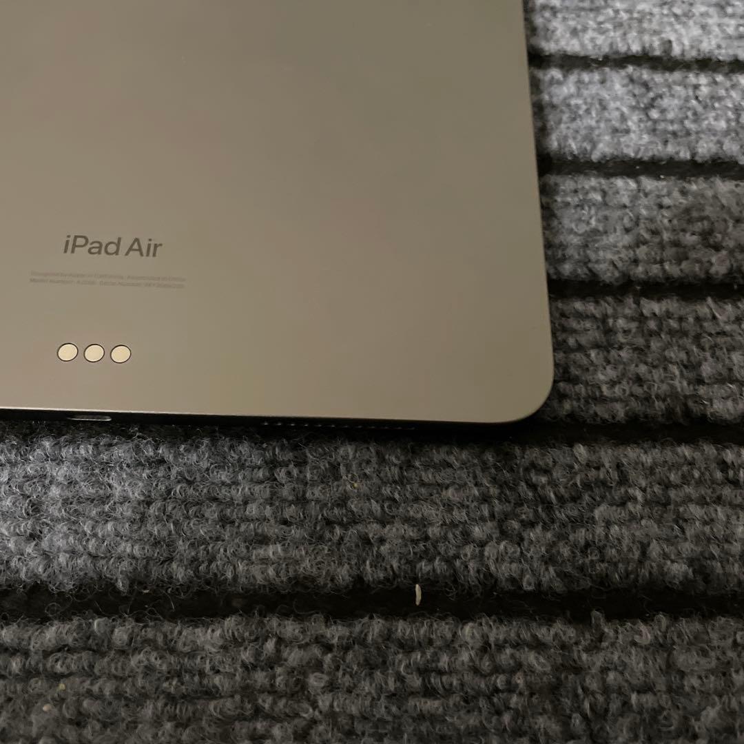 56 iPad Air5 第5世代 M1チップ 64GB Wi-Fi グレイ
