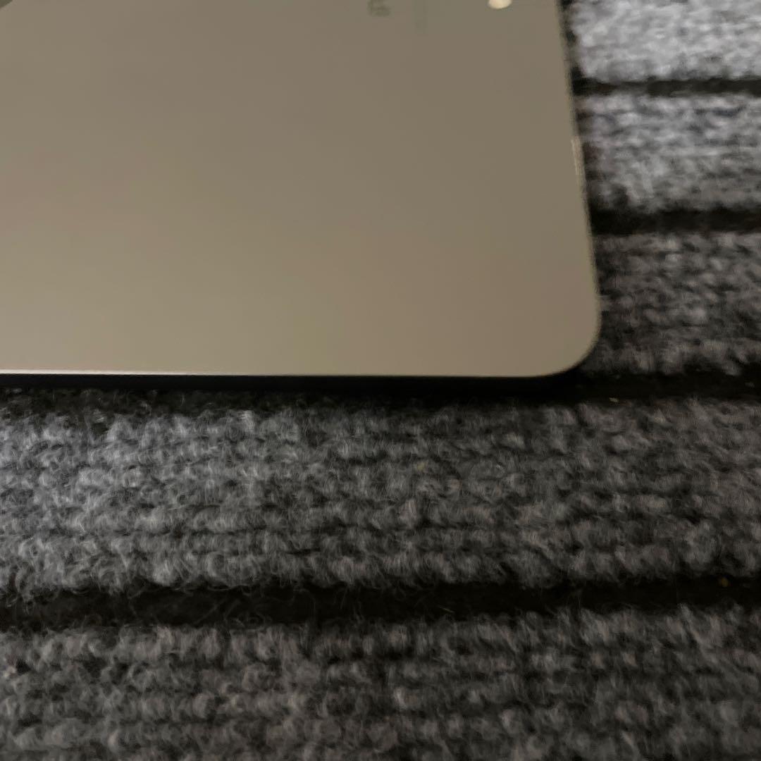 56 iPad Air5 第5世代 M1チップ 64GB Wi-Fi グレイ