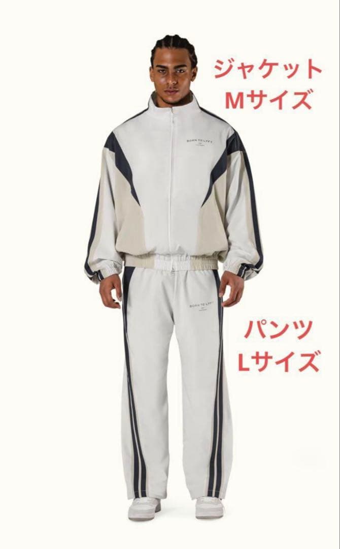 く*ー様 【完売品】LYFTセットアップホワイト アイボリー