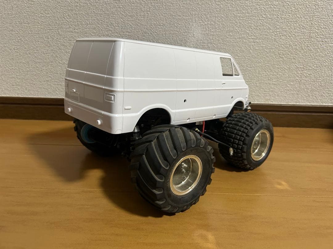 wr02 スポチュン　サーボ　ランチボックスボディ付き