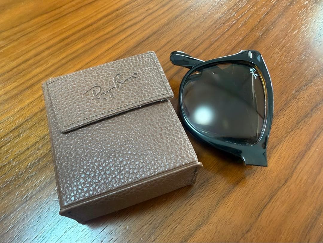 Ray-Ban FOLDING WAYFARER® 折りたたみ　ブラウン
