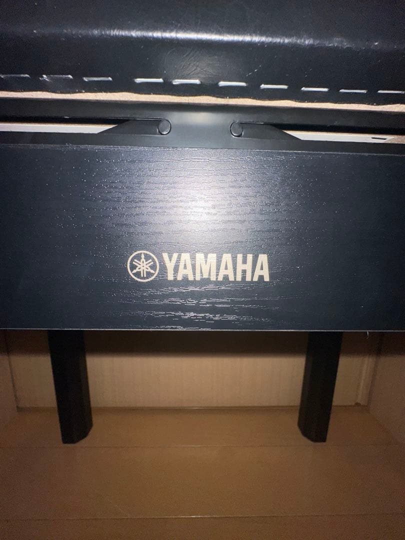 YAMAHAピアノ椅子