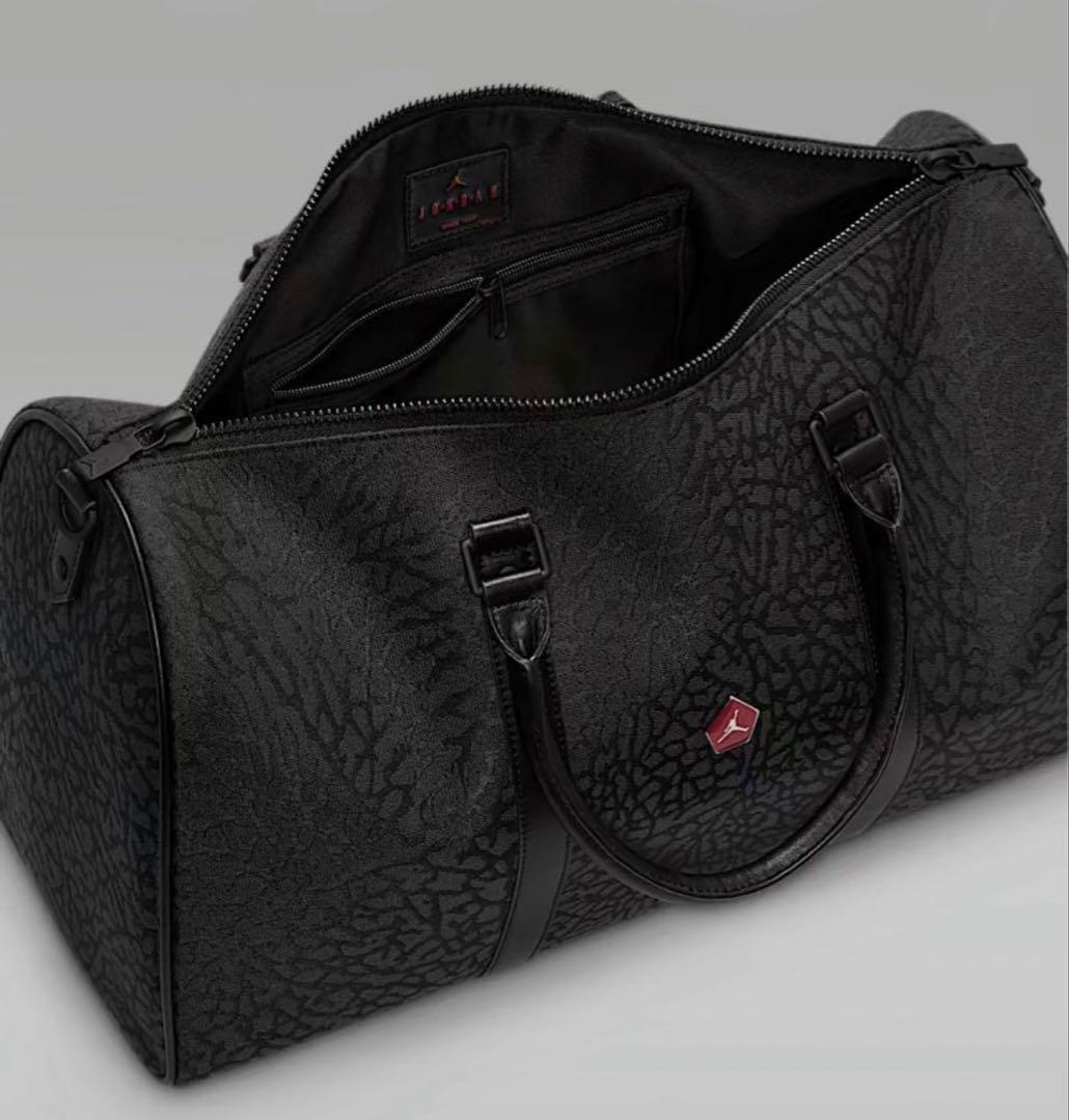 新品未使用品　JORDAN ICON ダッフルバッグ ボストンバッグ　25L