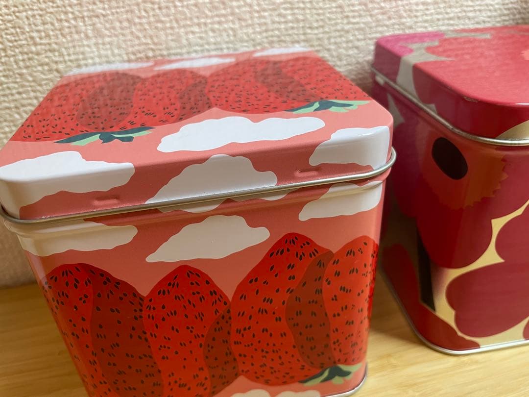 マリメッコ　缶4つセット