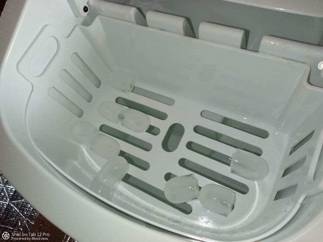 家庭用 高速製氷機 VERSOS VS-ICE05 コンパクト 時短 製氷器
