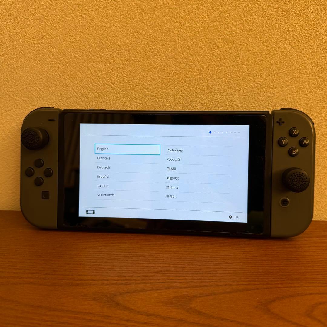 B*1様 【注意点有り】Nintendo Switch / グレー付属品完備＋備