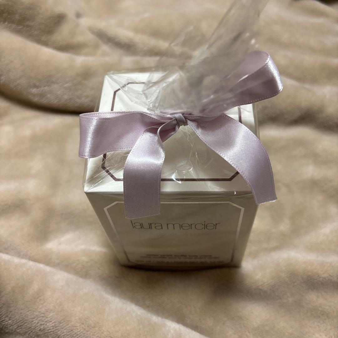 laura mercier アンバーバニラ ボディクリーム 300g