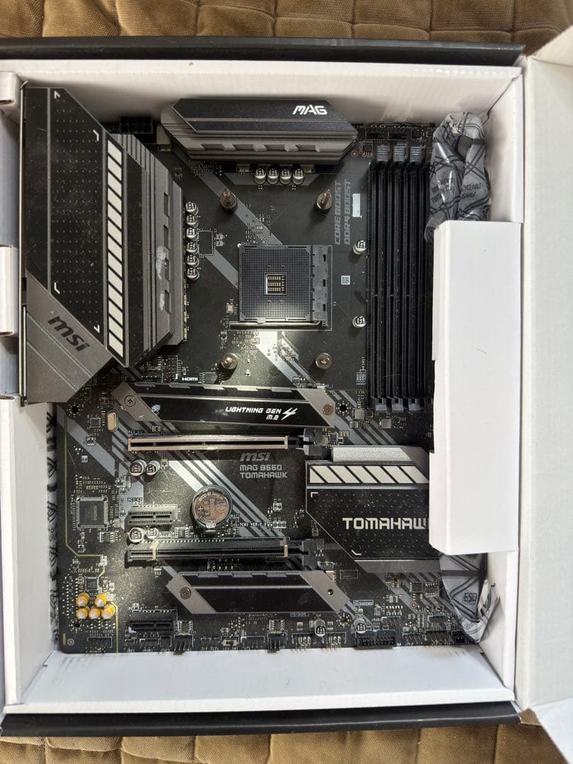 八*輝様 MSI B550 TOMAHAWK マザーボード