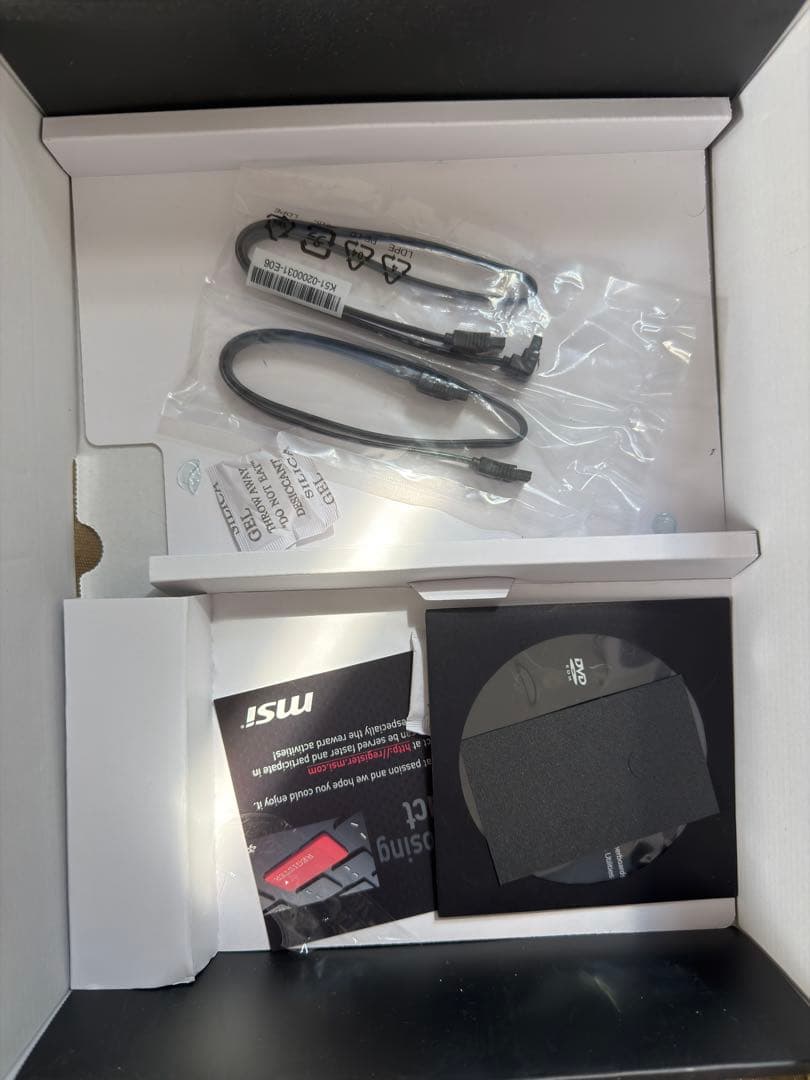 八*輝様 MSI B550 TOMAHAWK マザーボード