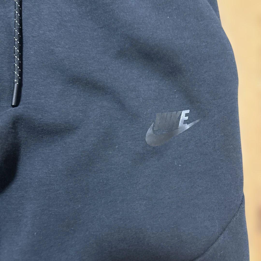 NIKEテックフリース黒　S