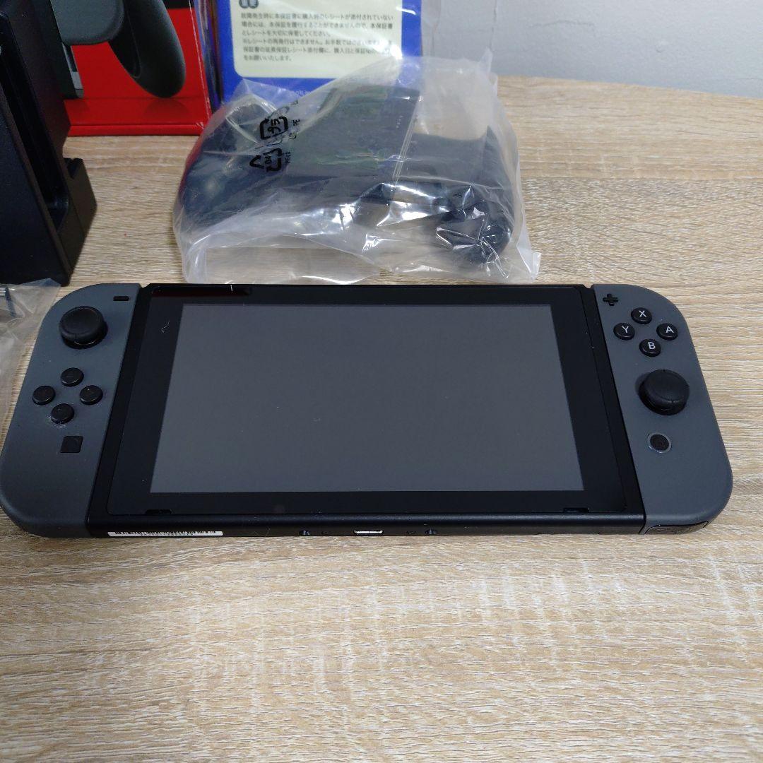 Switch 本体 2年半保証付 ソフト5本付き