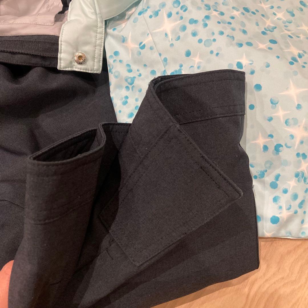 美品 DESCENTE 子ども用スキーウェア 上下セット130cm デサント