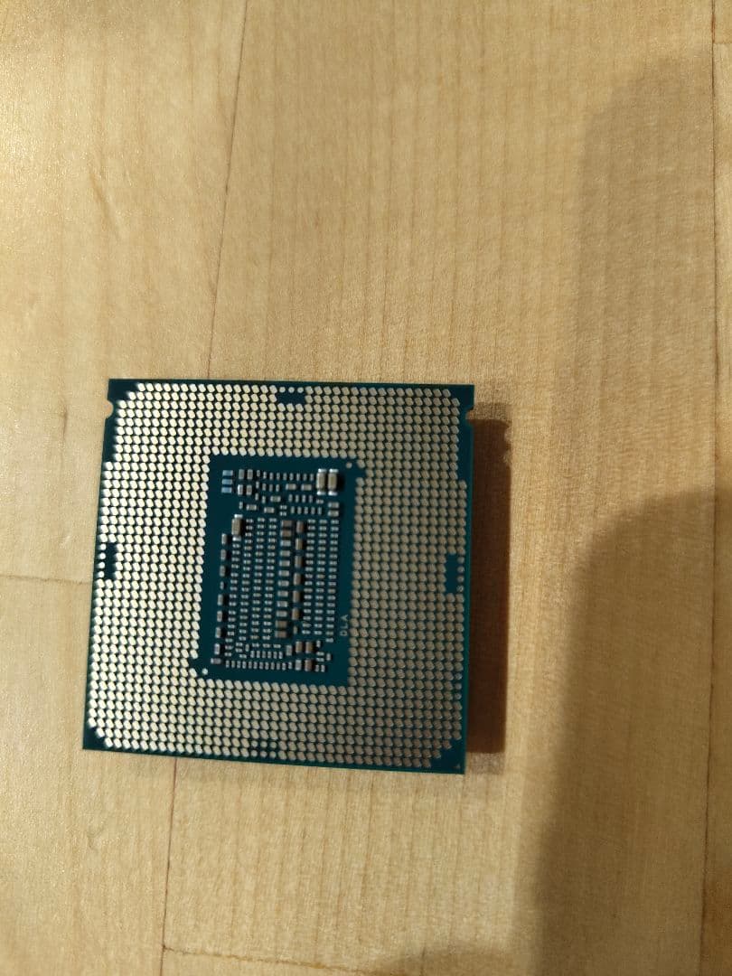 インテル® Core™ i5-9400【中古動作品】